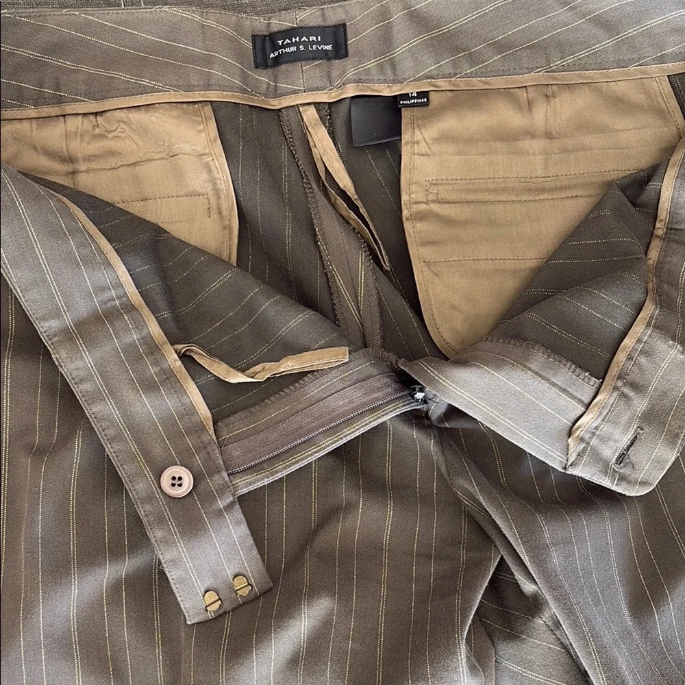 TAHARI women’s Brown Pinstripe Dress Pants. 14